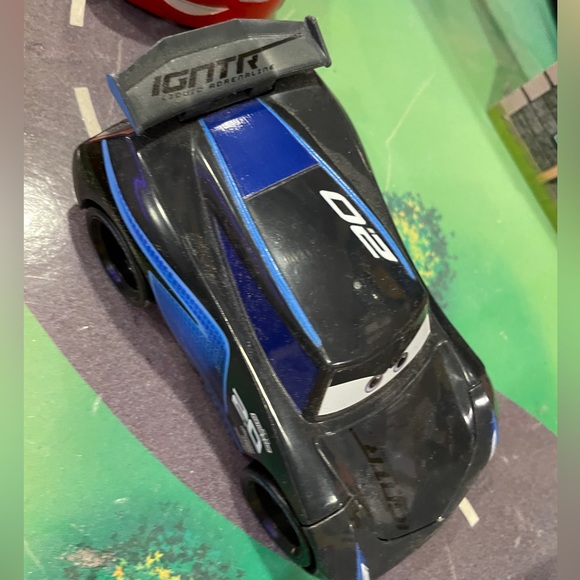 Cars Movie Disney set- Lightning McQueen and Jackson Storm - Picture 2 of 7